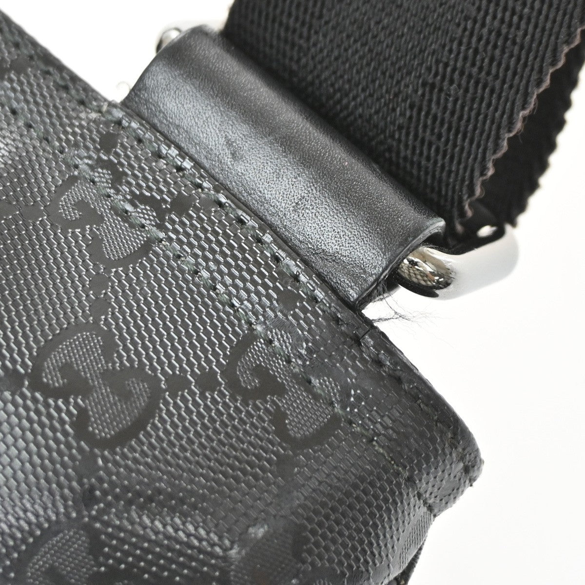 Gucci Crossbody Gg Imprime Black Canvas Crossbody Bag Bag (Pre-Owned)