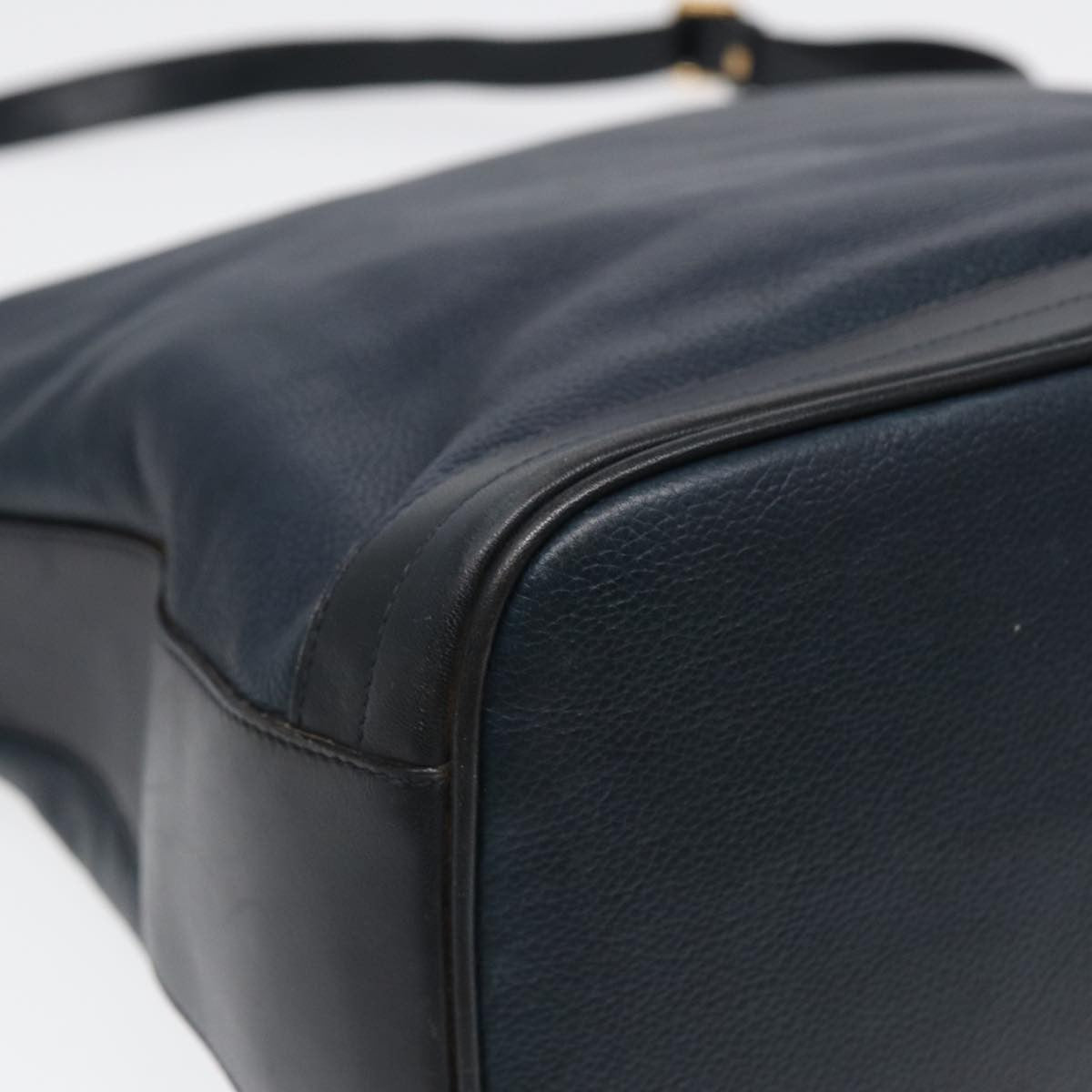 Gucci Vintage Leather Navy Leather Shoulder Bag Bag (Pre-Owned)