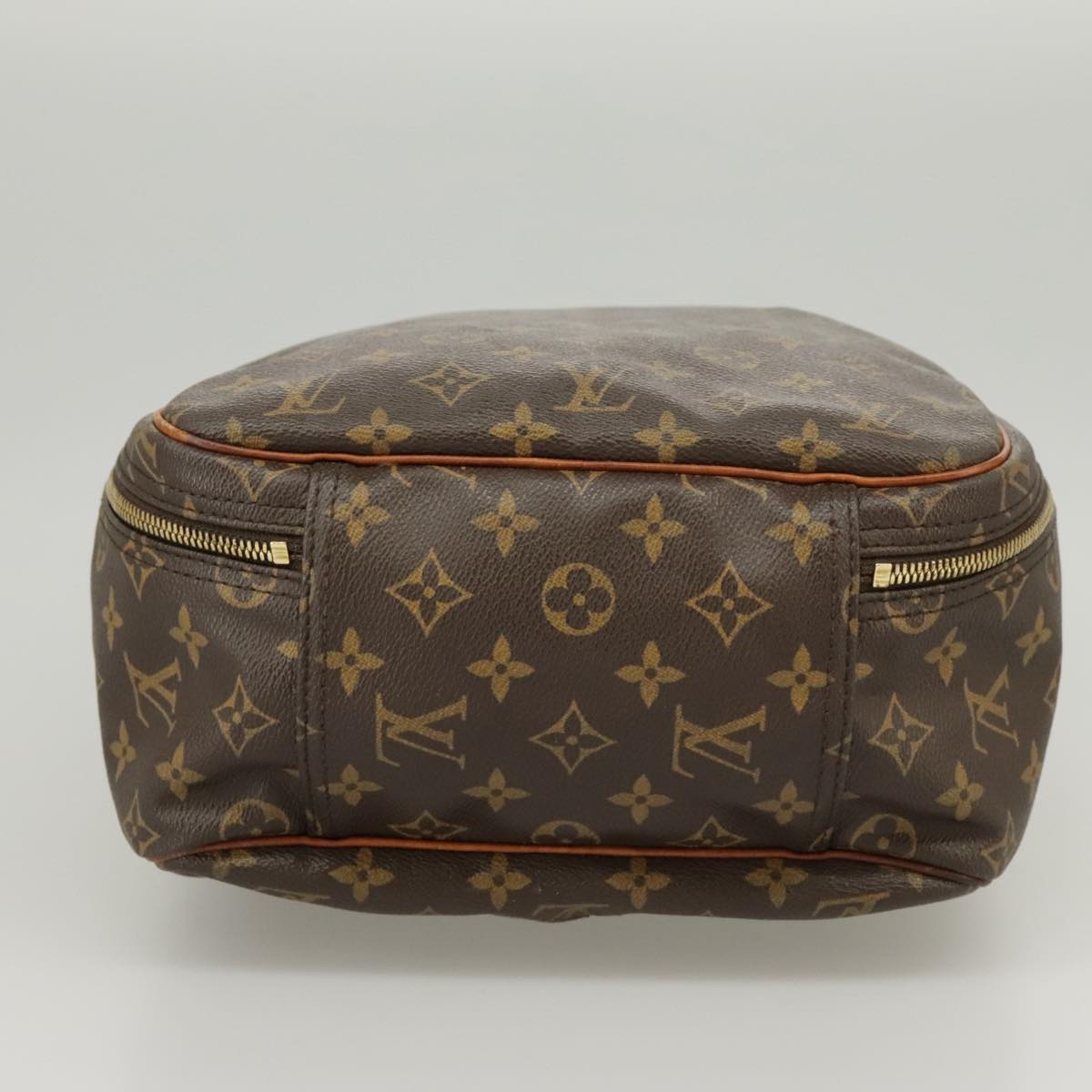Louis Vuitton Excursion Brown Canvas Handbag (Pre-Owned)