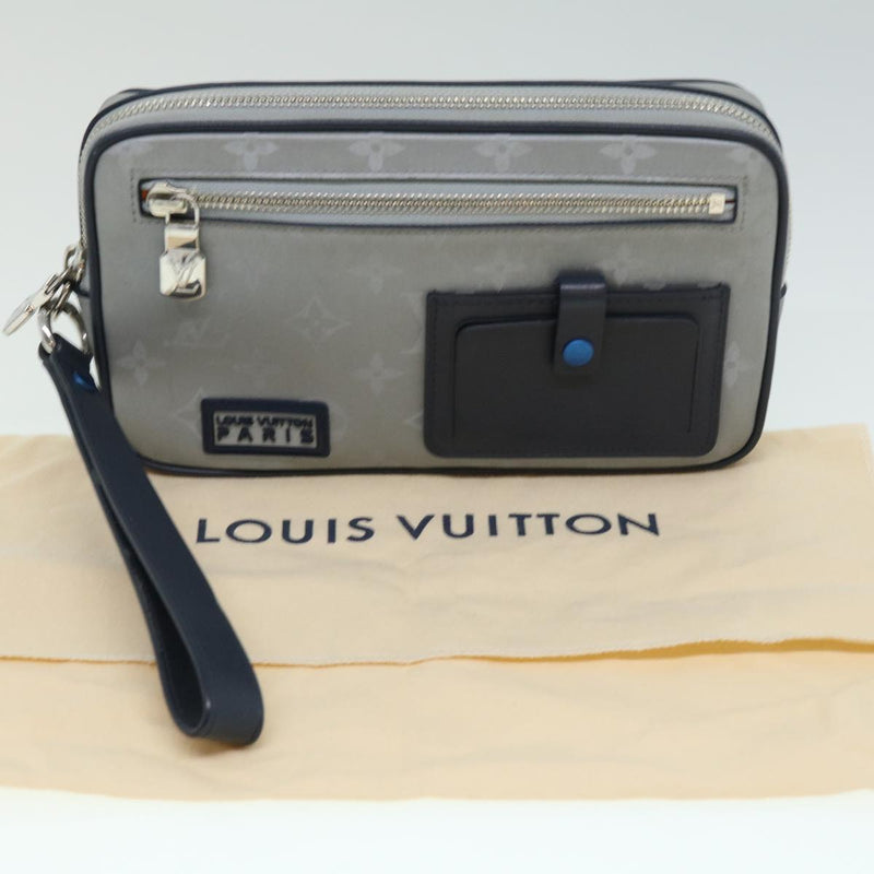 Louis Vuitton Alpha Silver Leather Clutch Bag (Pre-Owned)