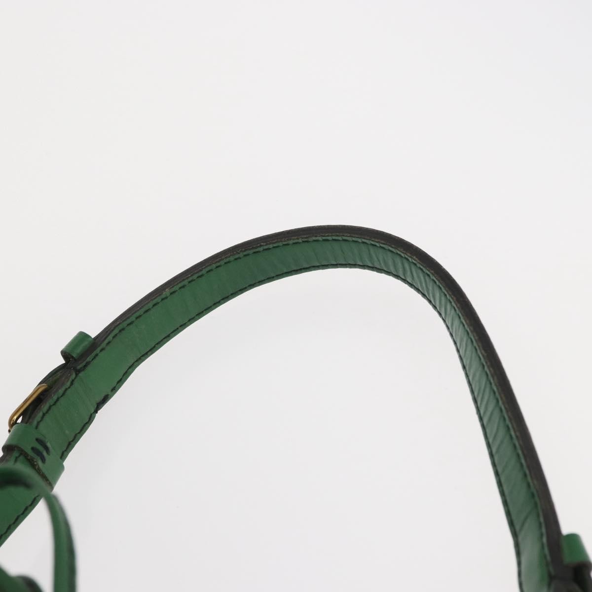 Louis Vuitton Noe Epi Leather Green Leather Shoulder Bag Bag (Pre-Owned)