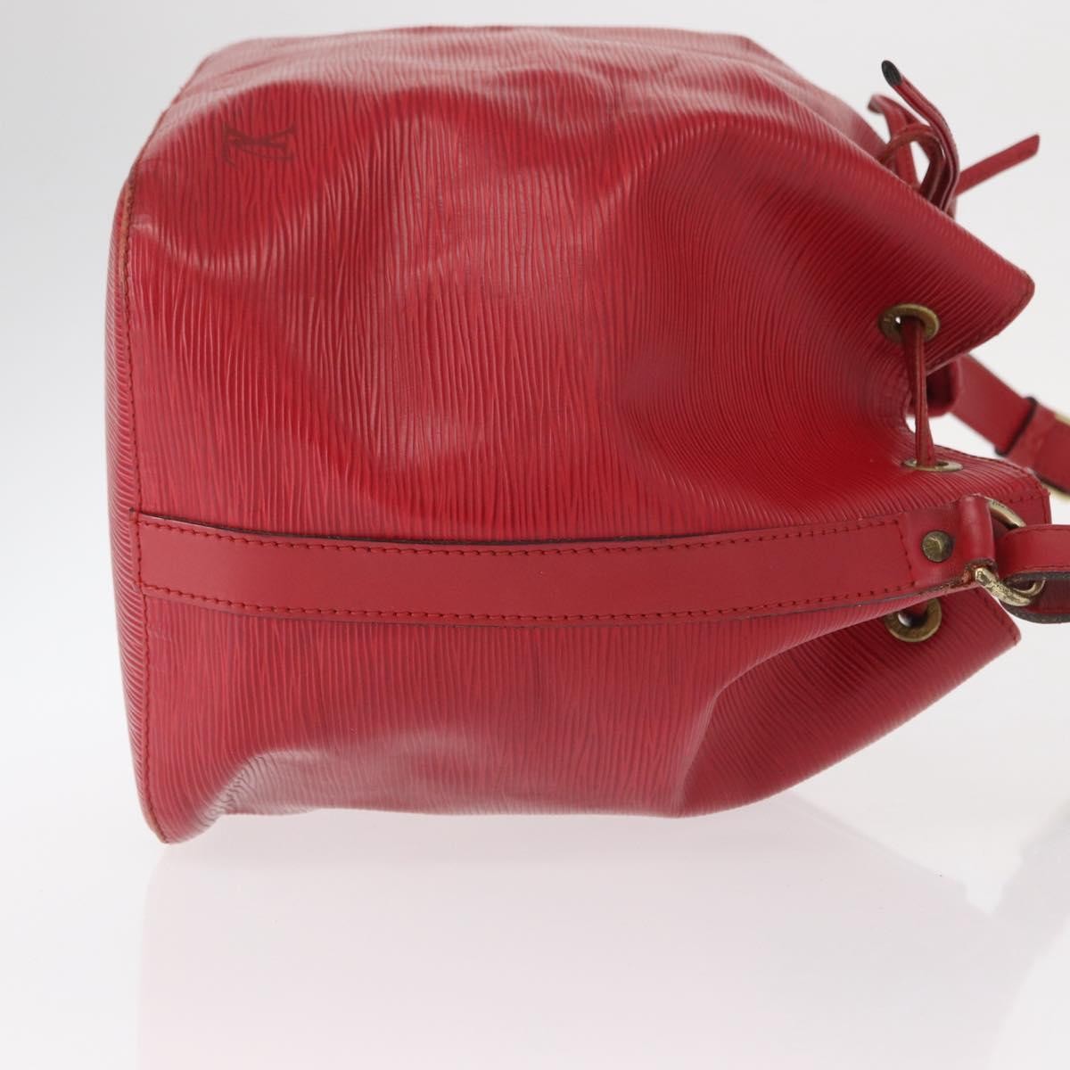 Louis Vuitton Petit Noe Epi Leather Red Leather Shoulder Bag Bag (Pre-Owned)