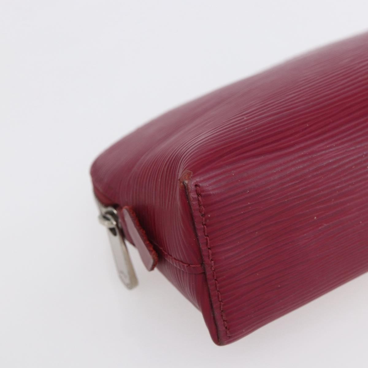 Louis Vuitton Cosmetic Epi Leather Burgundy Leather Clutche & Pouche Bag (Pre-Owned)