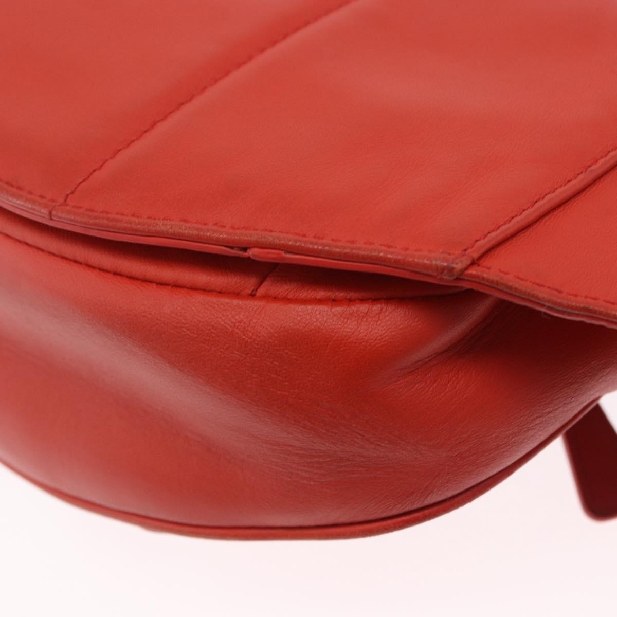 Bottega Veneta Light Waist Intrecciato Leather Red Leather Clutche & Pouche Bag (Pre-Owned)
