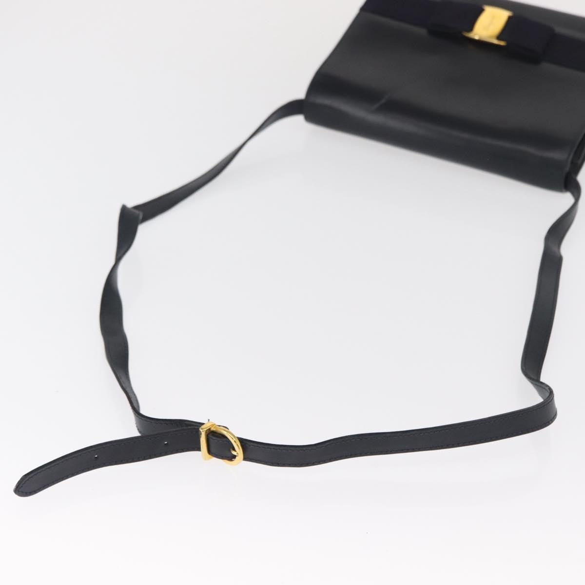 Salvatore Ferragamo Vala Leather Navy Leather Shoulder Bag Bag (Pre-Owned)
