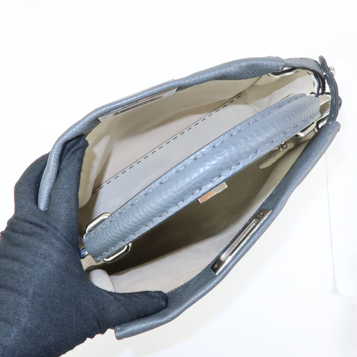 Fendi Selleria Peekaboo Leather Gray Leather Handbag (Pre-Owned)