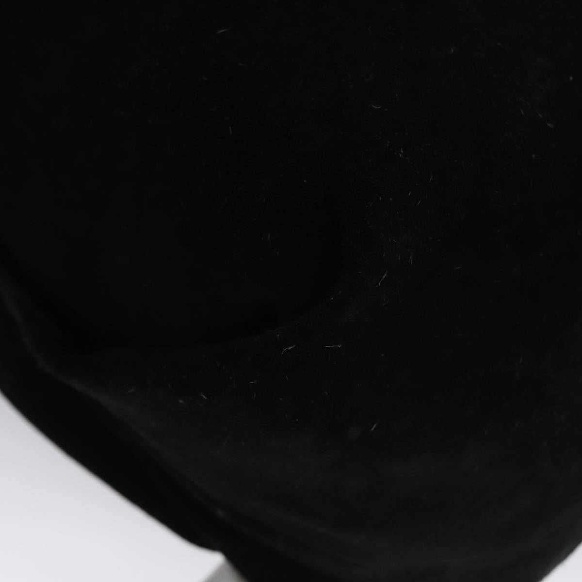 Chanel Black Suede Shoulder Bag (Pre-Owned)