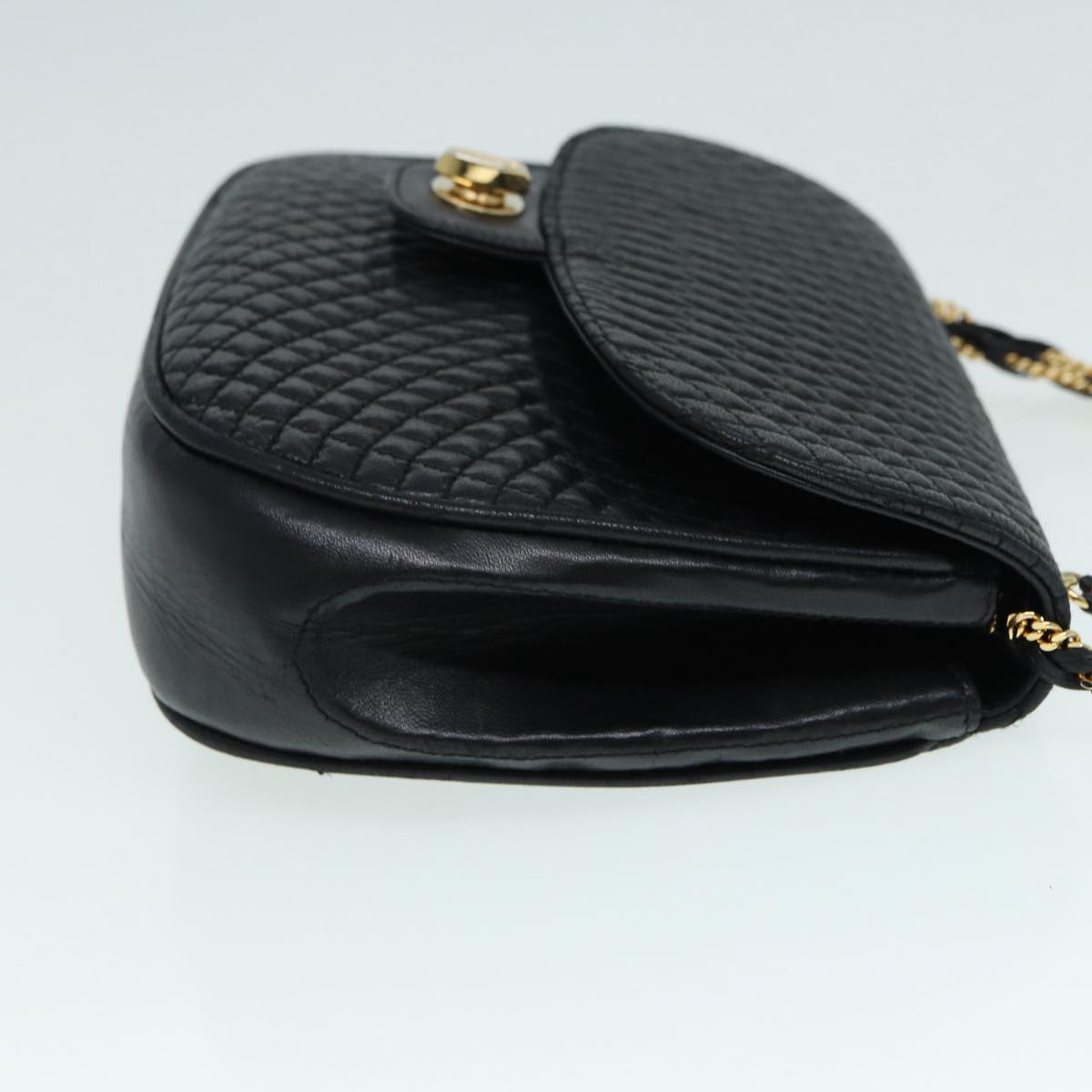 Bally Black Leather Shoulder Bag (Pre-Owned)