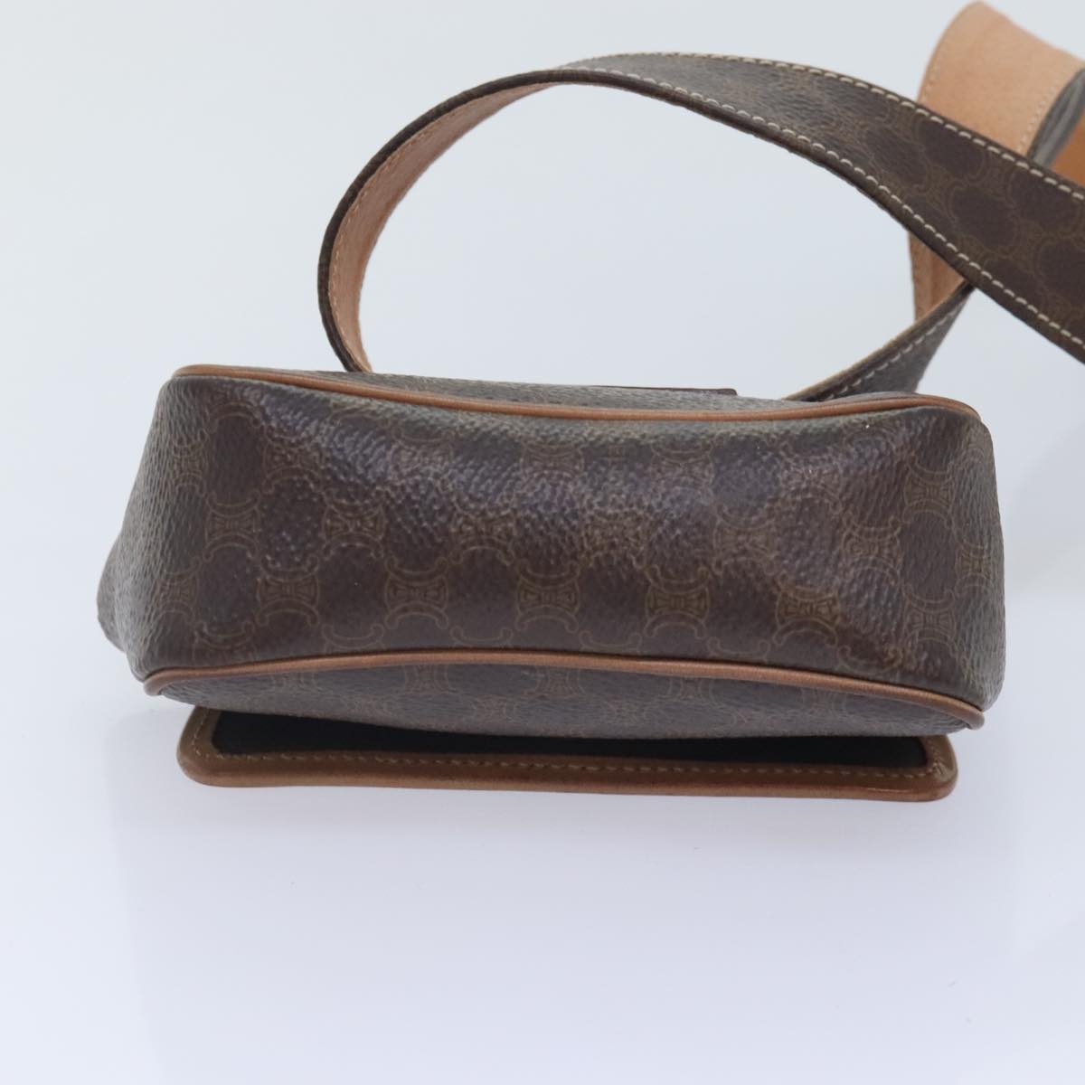Céline Brown Canvas Shoulder Bag (Pre-Owned)