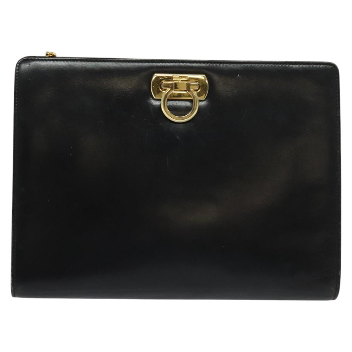 Salvatore Ferragamo Gancini Black Leather Shoulder Bag (Pre-Owned)