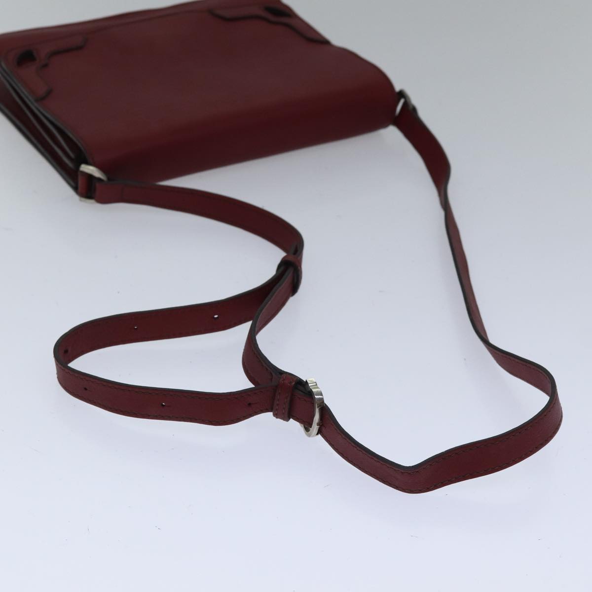 Cartier Burgundy Leather Shoulder Bag (Pre-Owned)