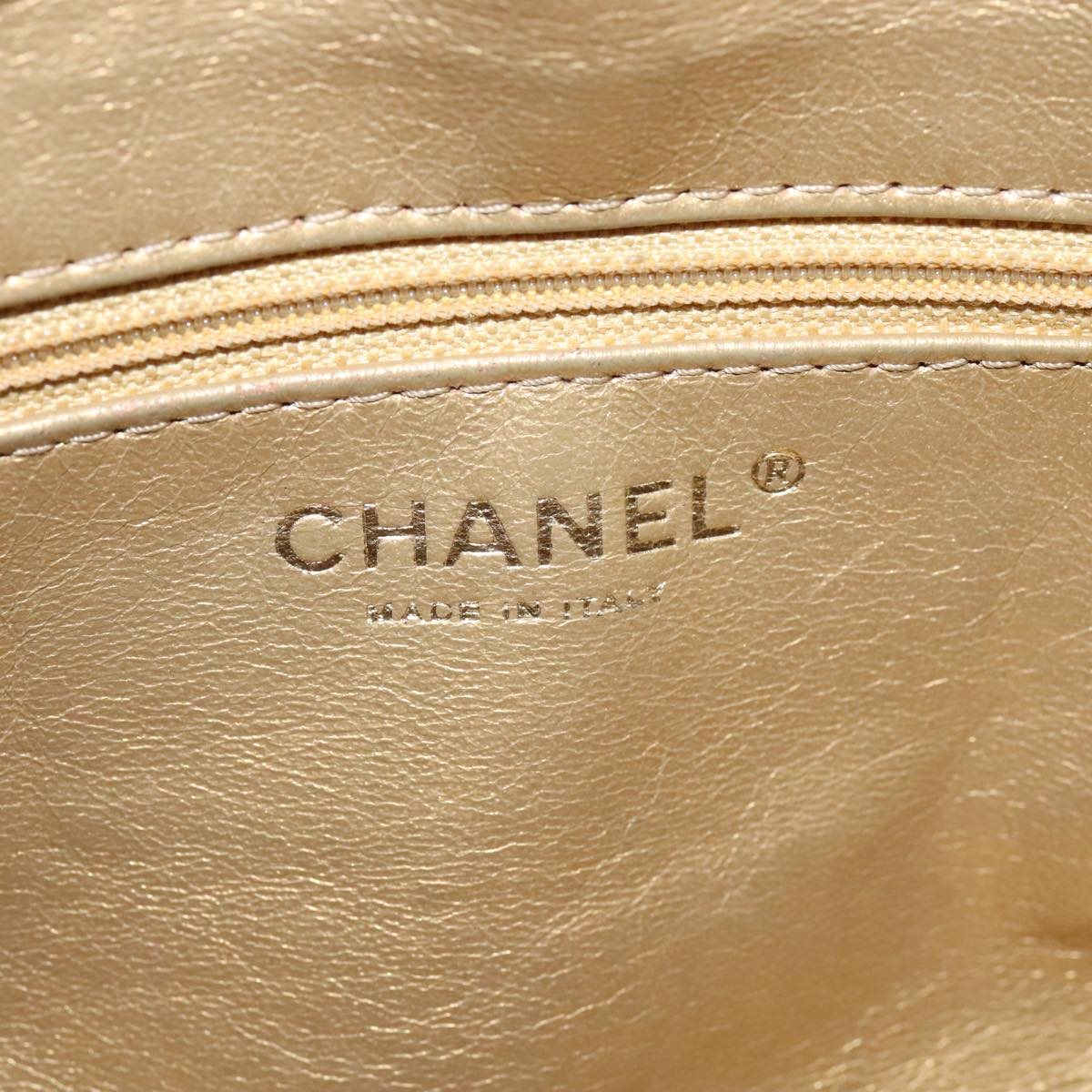 Chanel Coco Cabas Gold Patent Leather Tote Bag (Pre-Owned)