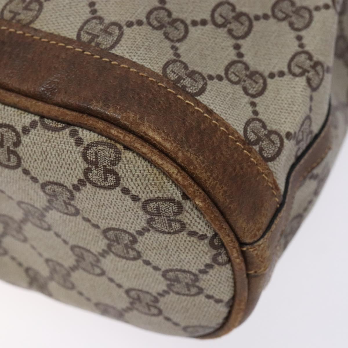 Gucci Gg Canvas Beige Canvas Shoulder Bag (Pre-Owned)
