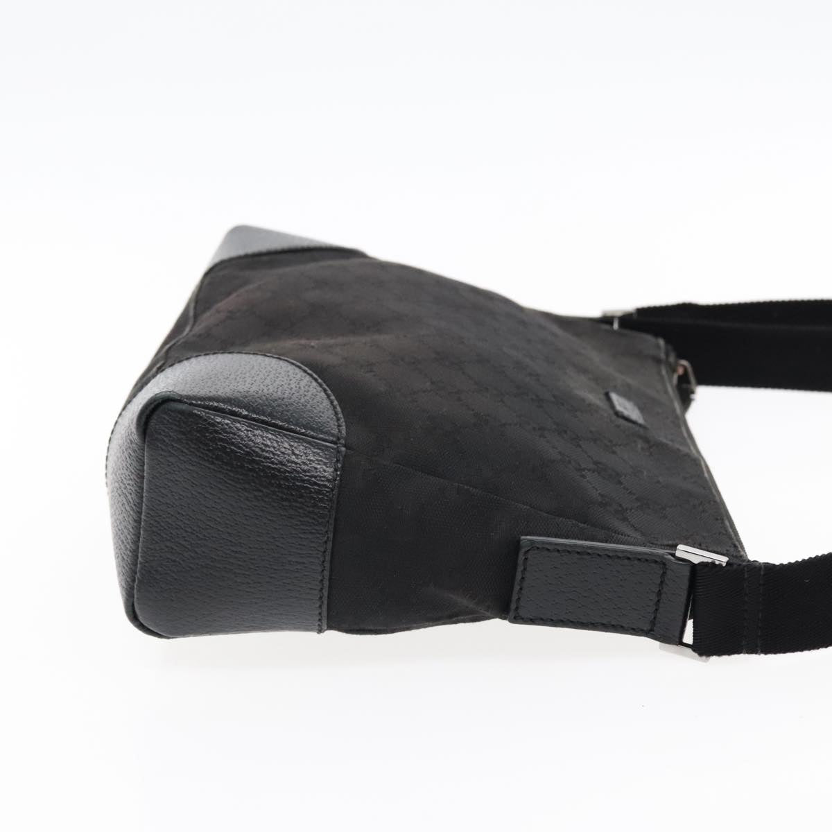Gucci Black Canvas Shoulder Bag (Pre-Owned)