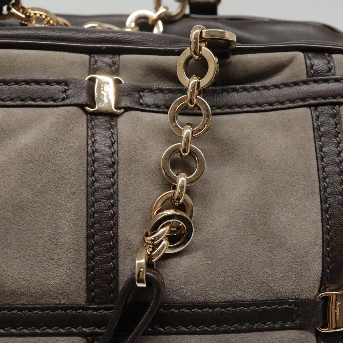 Salvatore Ferragamo Grey Suede Shoulder Bag (Pre-Owned)