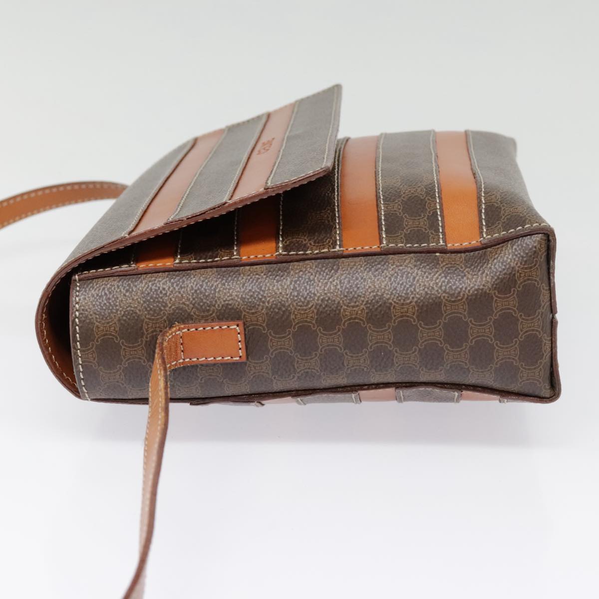 Céline Brown Canvas Shoulder Bag (Pre-Owned)
