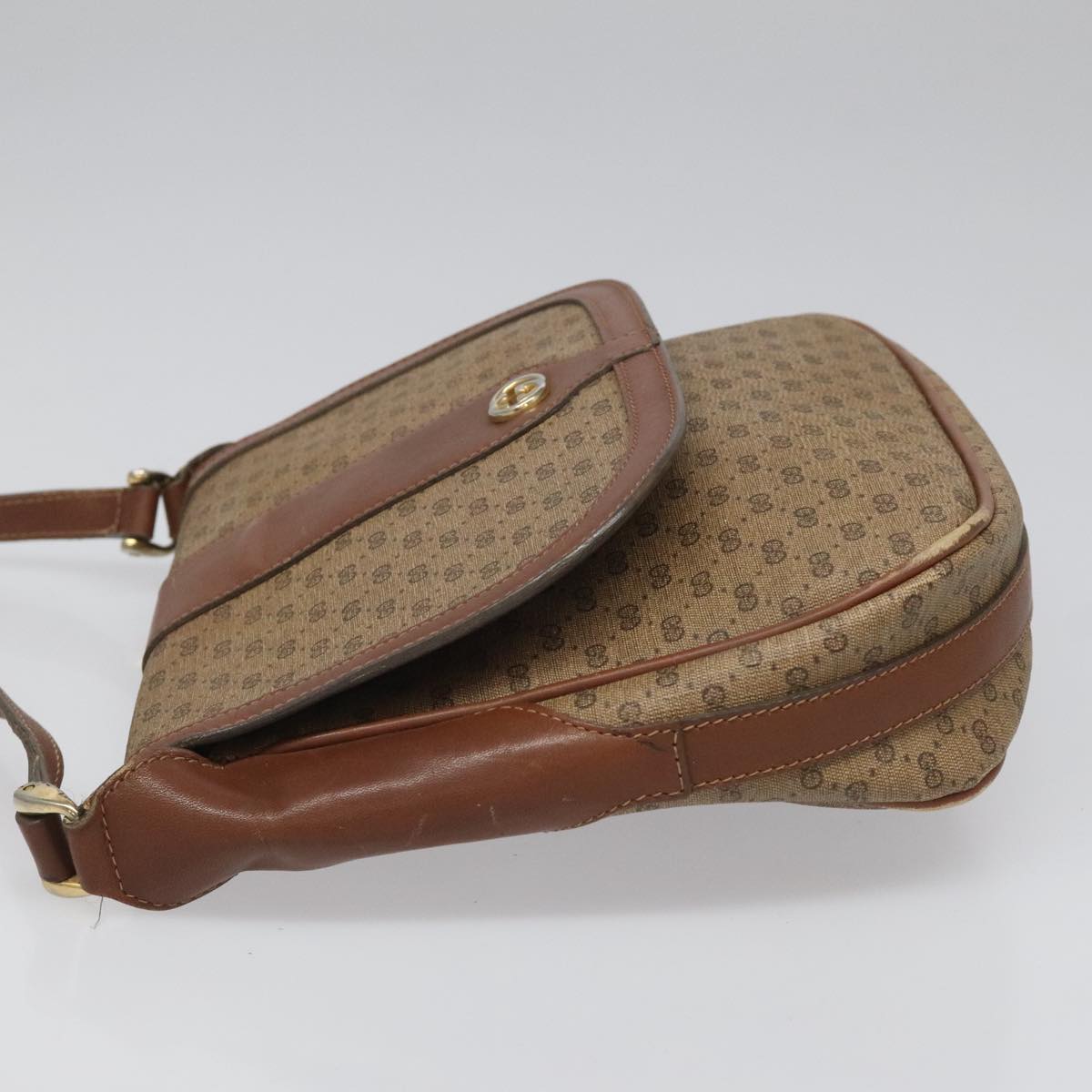 Gucci Micro Small Gg Canvas Brown Canvas Shoulder Bag (Pre-Owned)