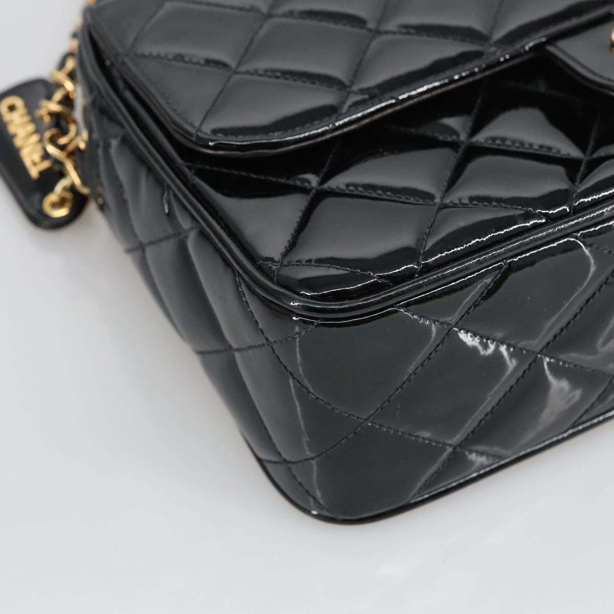 Chanel Classic Flap Black Patent Leather Shoulder Bag (Pre-Owned)