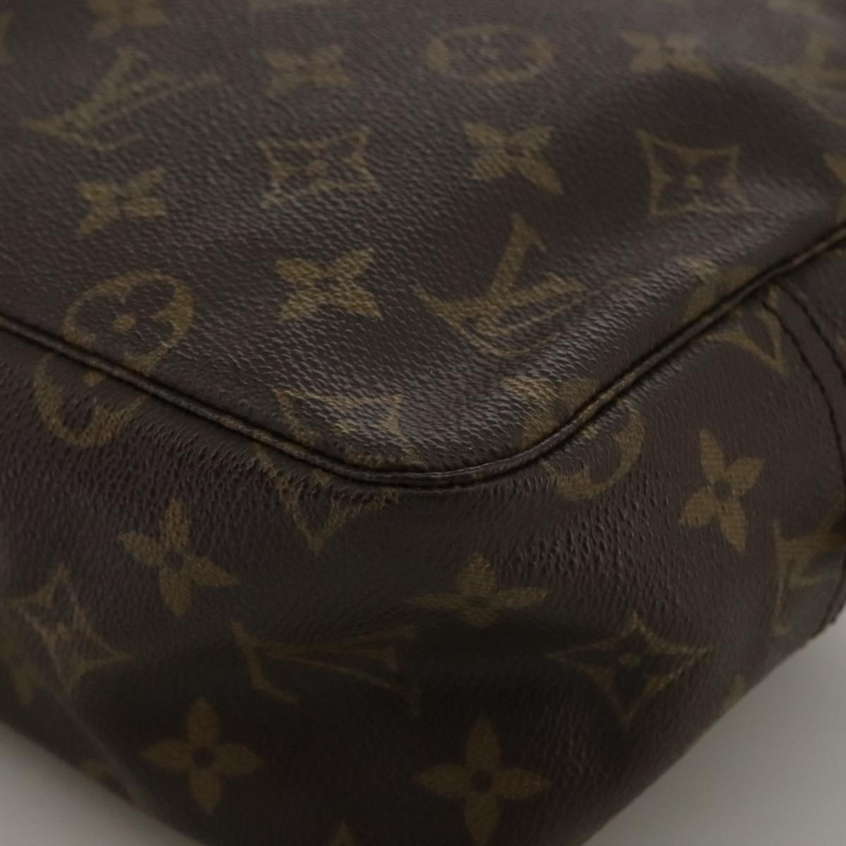 Louis Vuitton Trousse De Toilette Brown Canvas Clutch Bag (Pre-Owned)