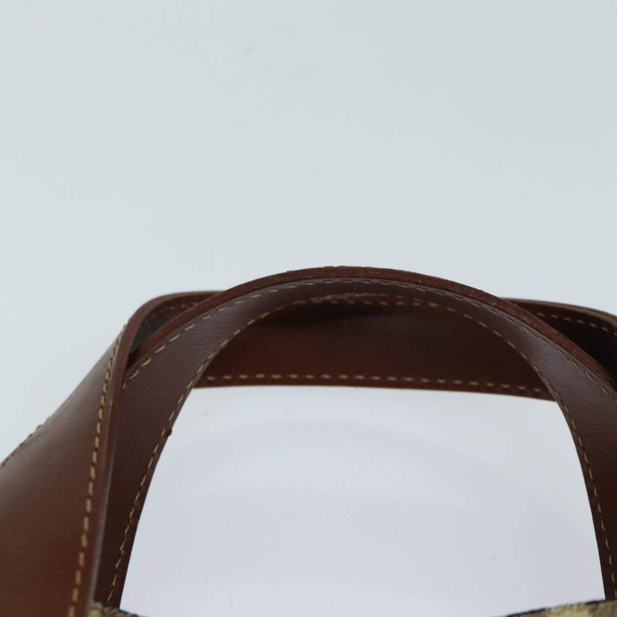 Burberry Beige Leather Handbag (Pre-Owned)