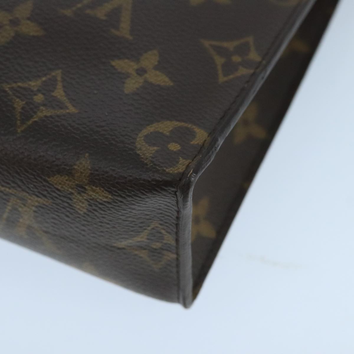 Louis Vuitton Poche Toilette Brown Canvas Clutch Bag (Pre-Owned)