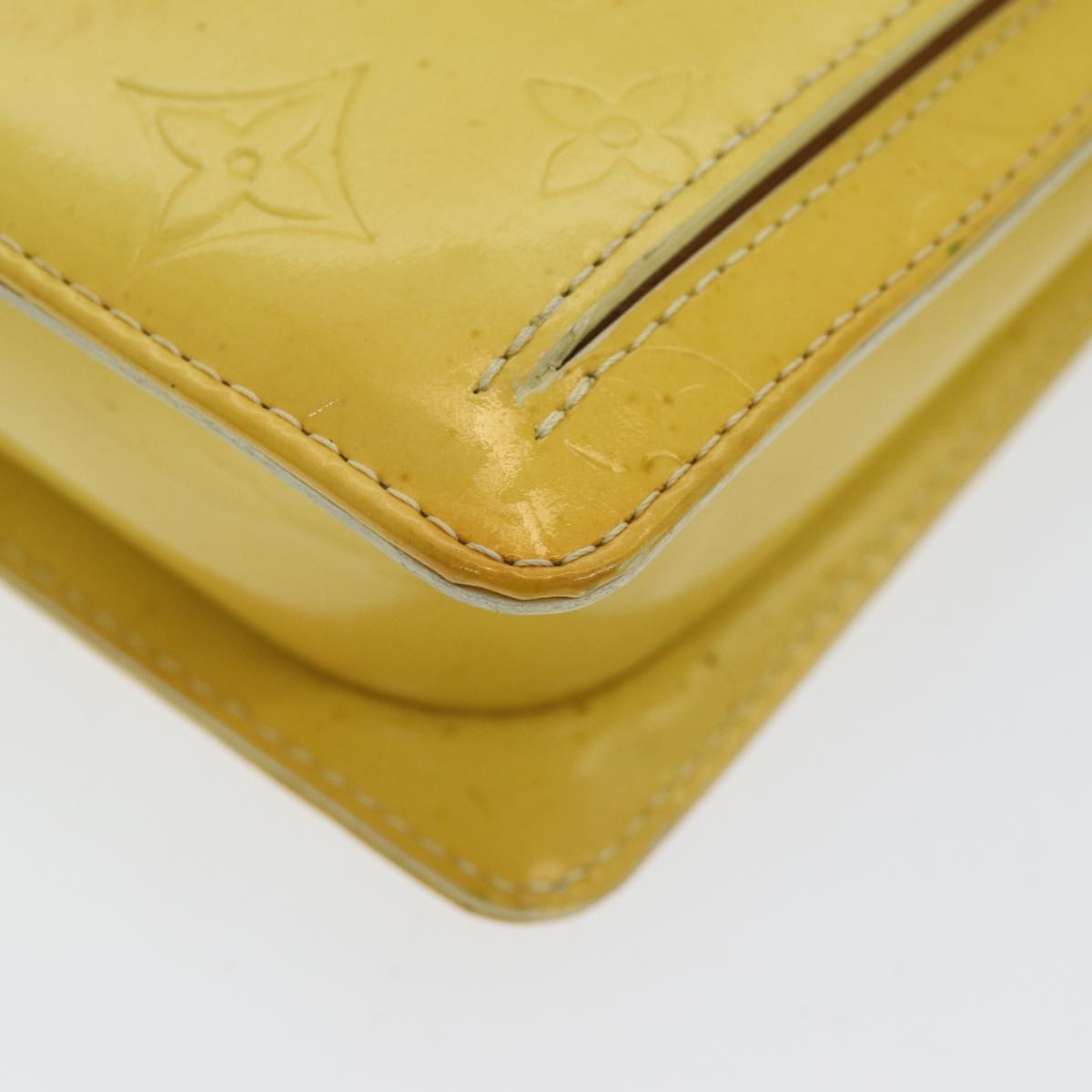 Louis Vuitton Mott Yellow Patent Leather Clutch Bag (Pre-Owned)