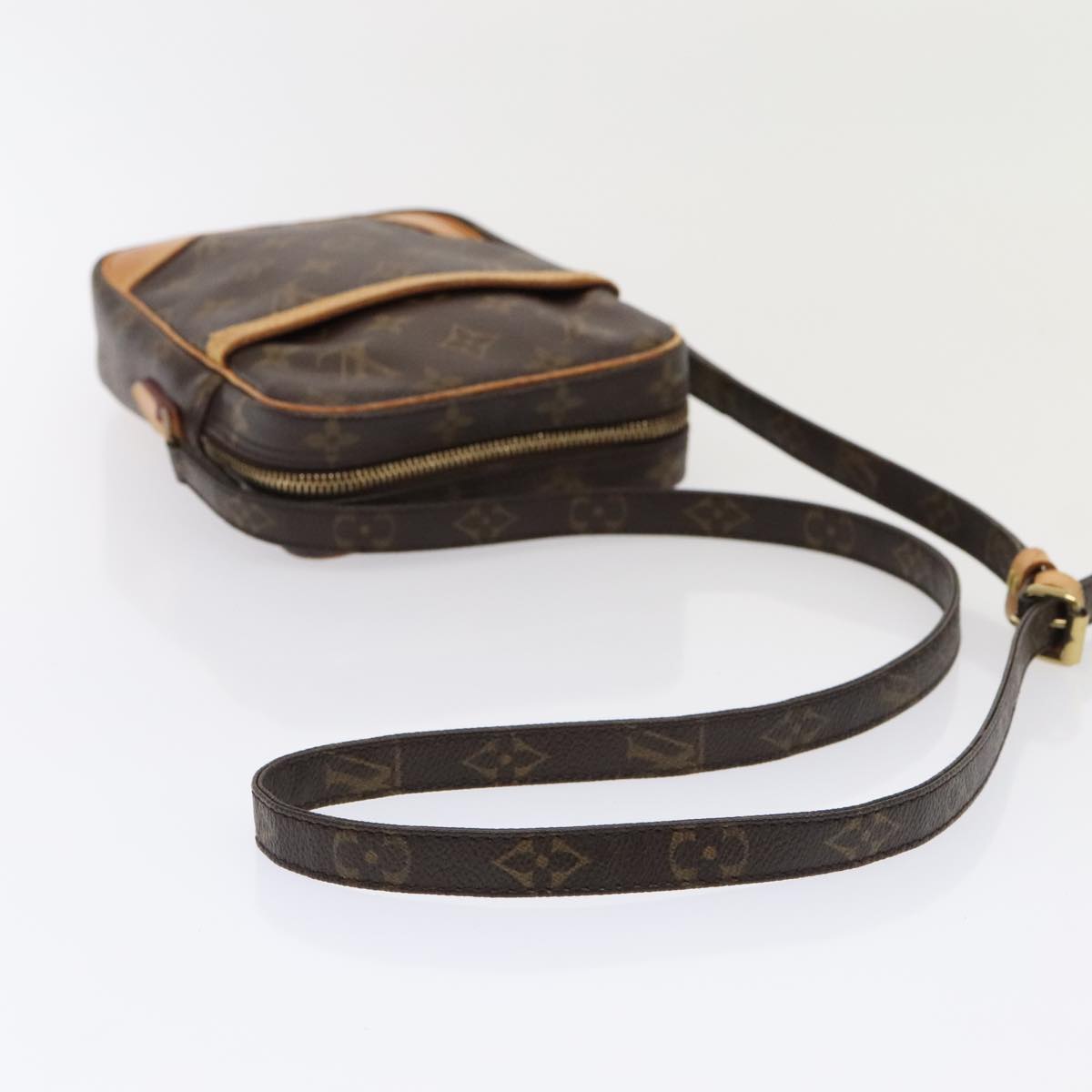 Louis Vuitton Danube Brown Canvas Shoulder Bag (Pre-Owned)