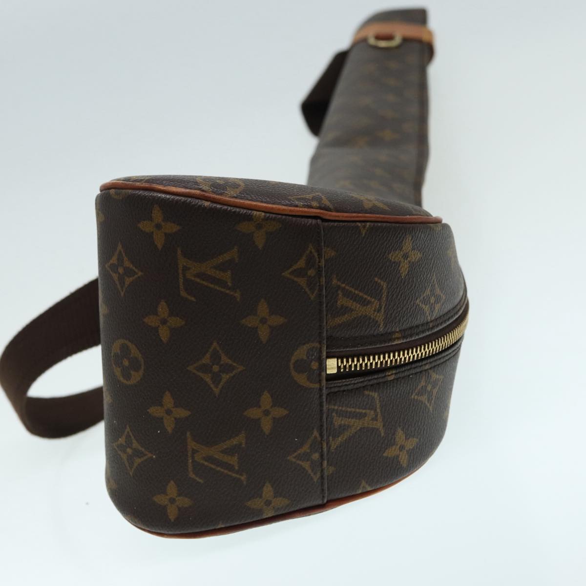 Louis Vuitton Lv America's Cup Brown Canvas Clutch Bag (Pre-Owned)