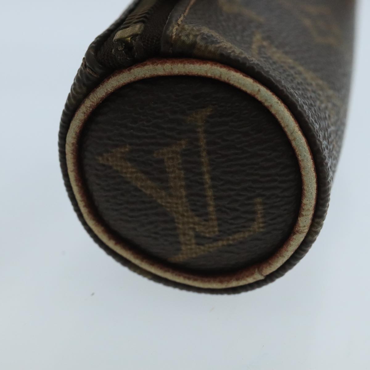 Louis Vuitton Etui À Balles De Golf Brown Canvas Clutch Bag (Pre-Owned)