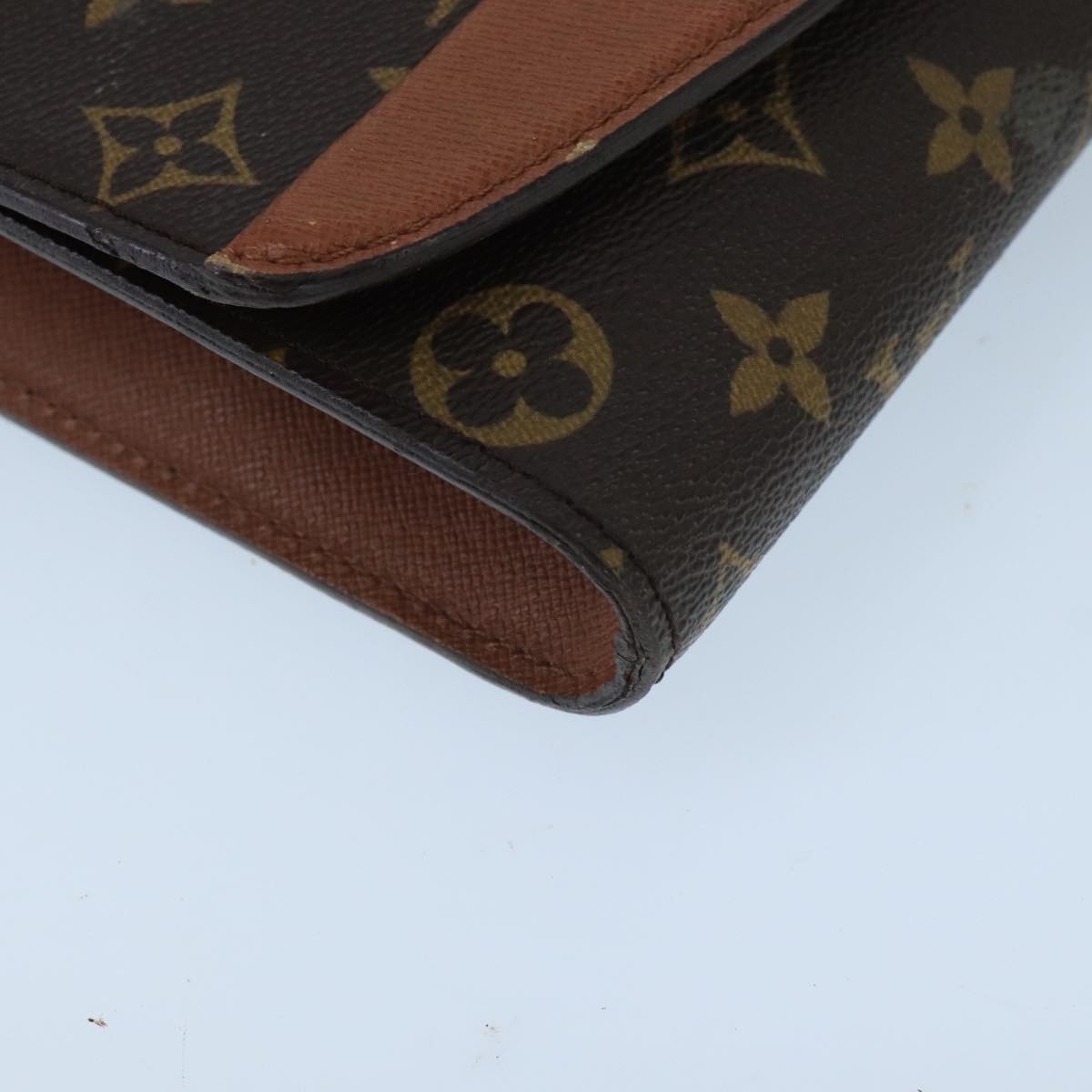 Louis Vuitton Bordeaux Brown Canvas Shoulder Bag (Pre-Owned)