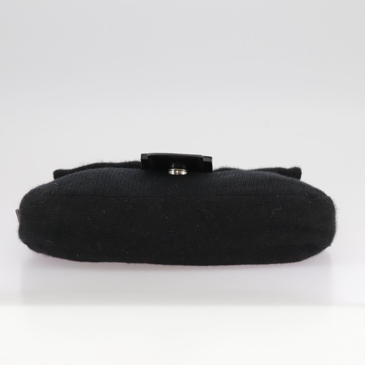 Fendi Mamma Baguette Black Wool Shoulder Bag (Pre-Owned)