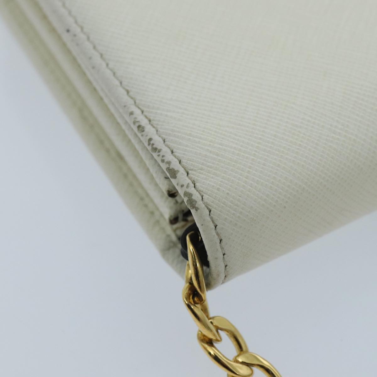 Prada Saffiano White Leather Clutch Bag (Pre-Owned)