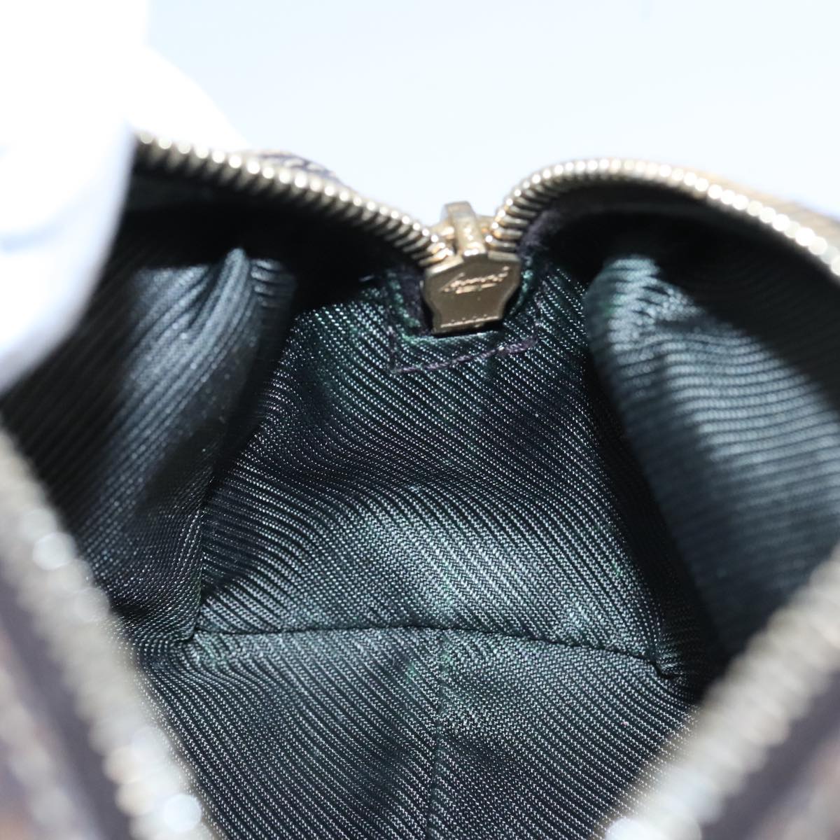 Gucci Gg Crystal Beige Canvas Clutch Bag (Pre-Owned)