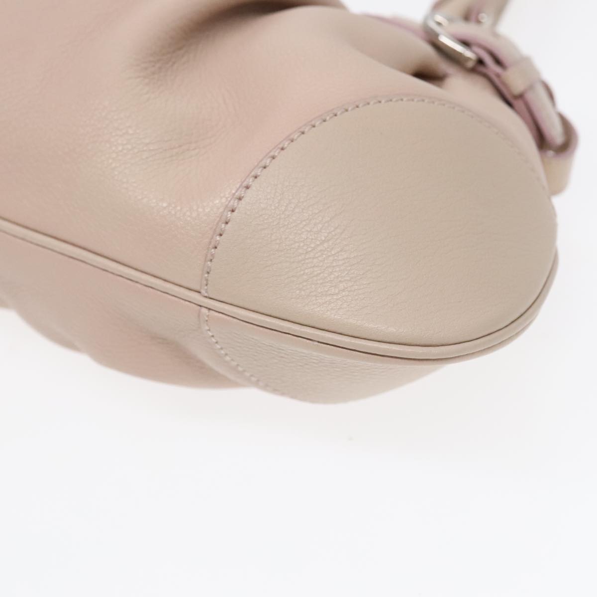 Salvatore Ferragamo Gancini Beige Leather Handbag (Pre-Owned)