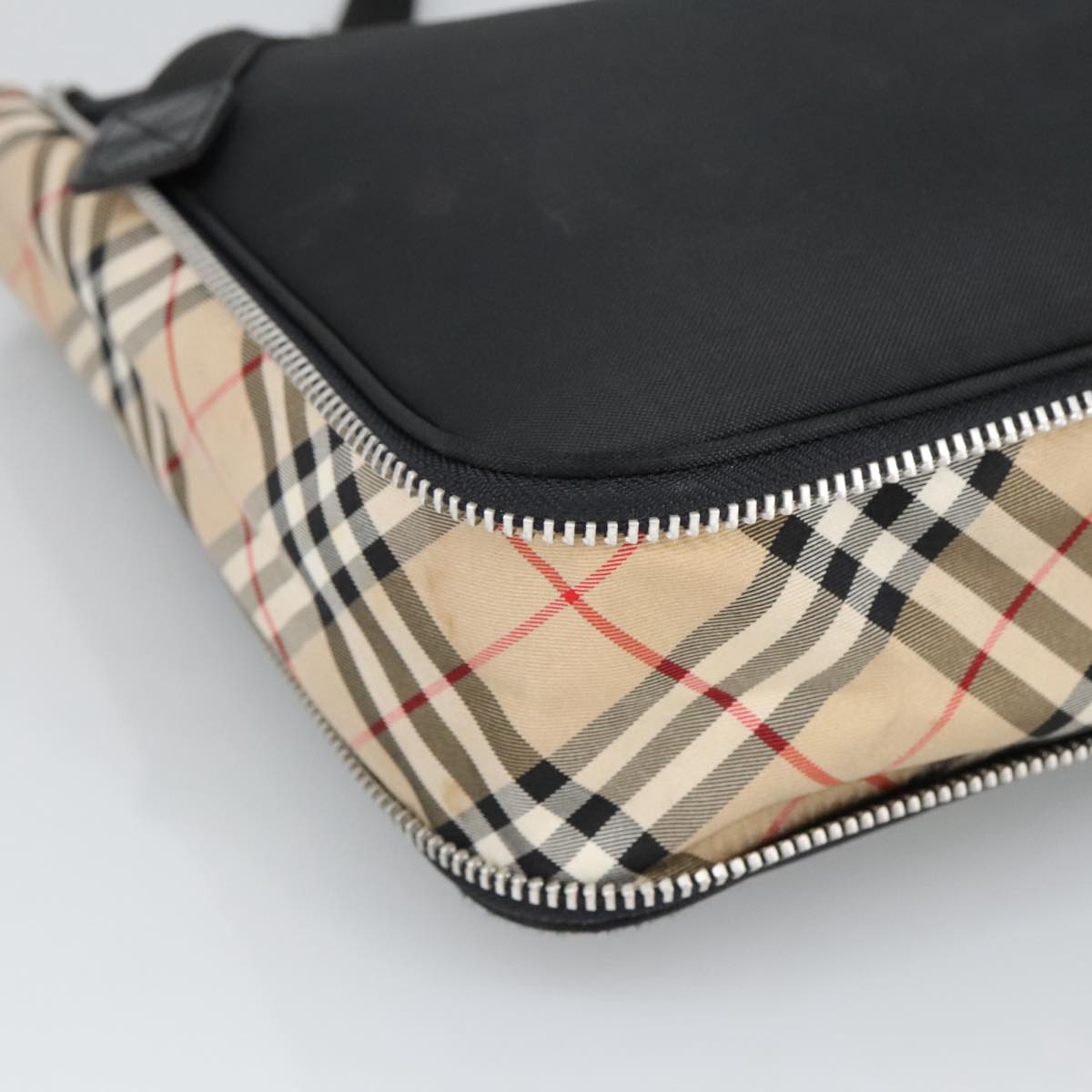 Burberry Black Synthetic Shoulder Bag (Pre-Owned)