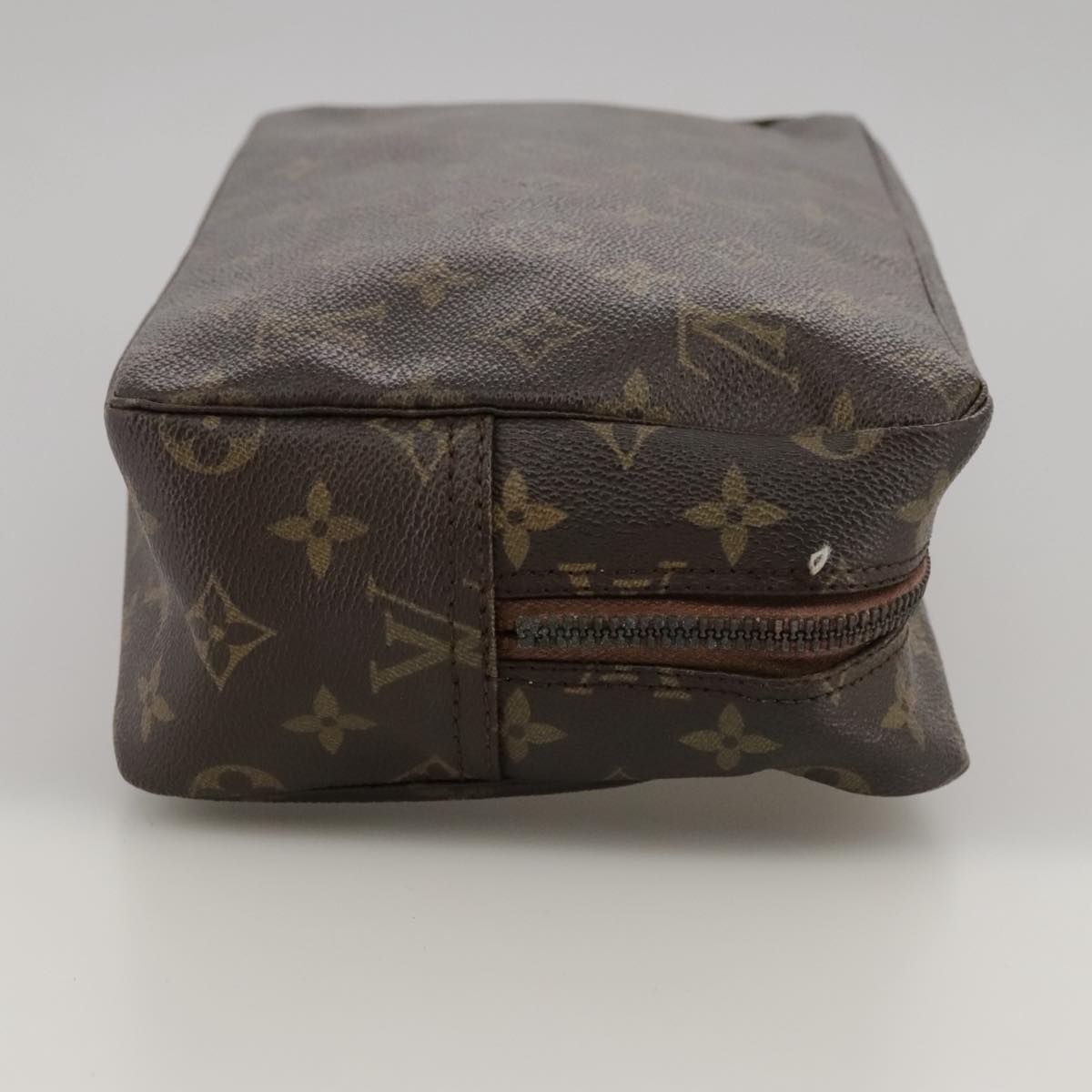 Louis Vuitton Trousse De Toilette Brown Canvas Clutch Bag (Pre-Owned)
