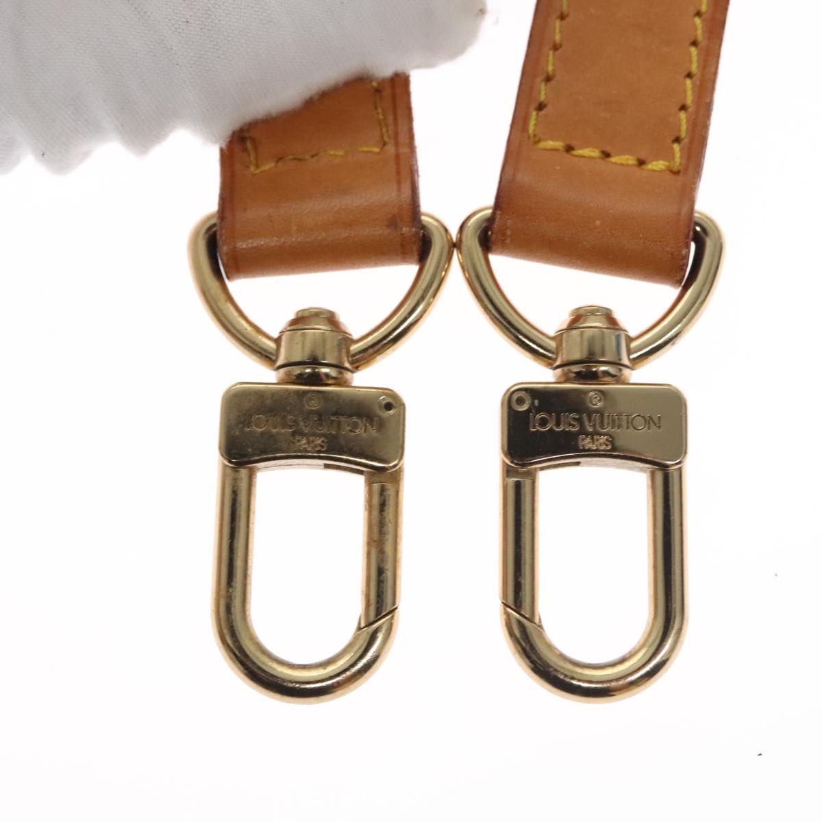 Louis Vuitton Shoulder Strap Beige Leather Bag Jewelry (Pre-Owned)
