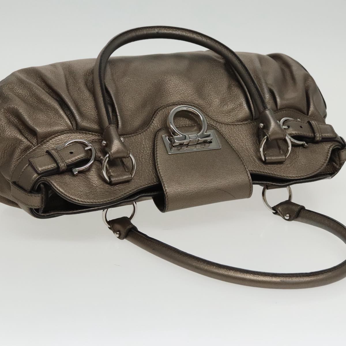 Salvatore Ferragamo Gancini Silver Leather Shopper Bag (Pre-Owned)