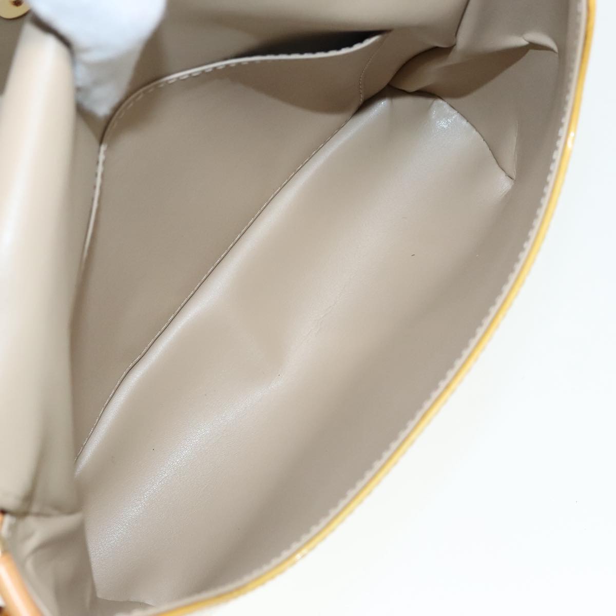 Louis Vuitton Thompson Street Yellow Patent Leather Shoulder Bag (Pre-Owned)