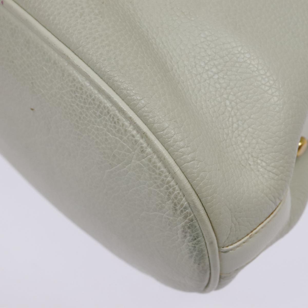 Gucci White Leather Shoulder Bag (Pre-Owned)