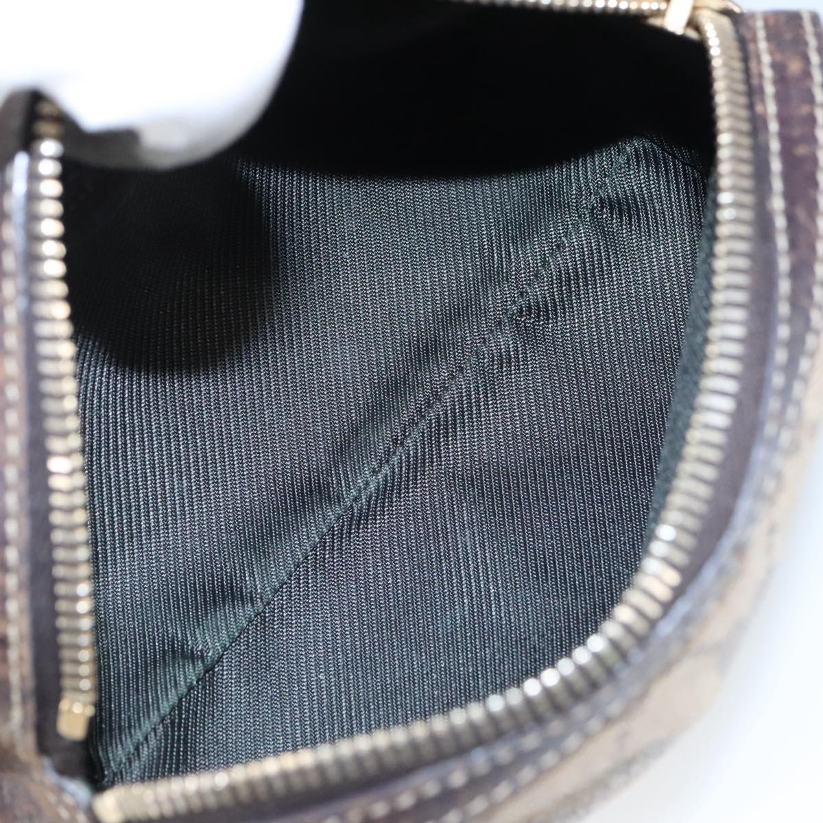 Gucci Gg Crystal Beige Canvas Clutch Bag (Pre-Owned)
