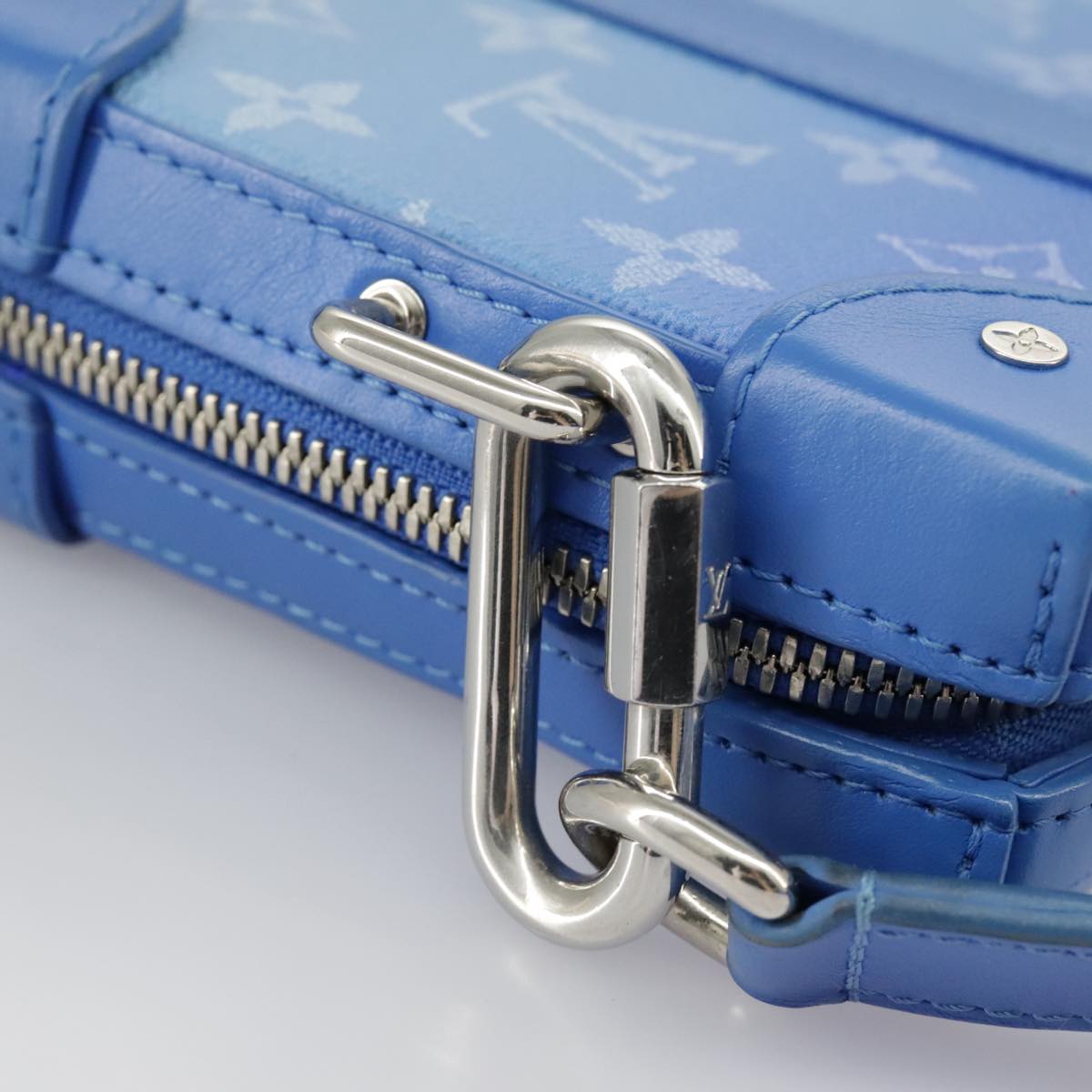Louis Vuitton Trunk Blue Canvas Shoulder Bag (Pre-Owned)
