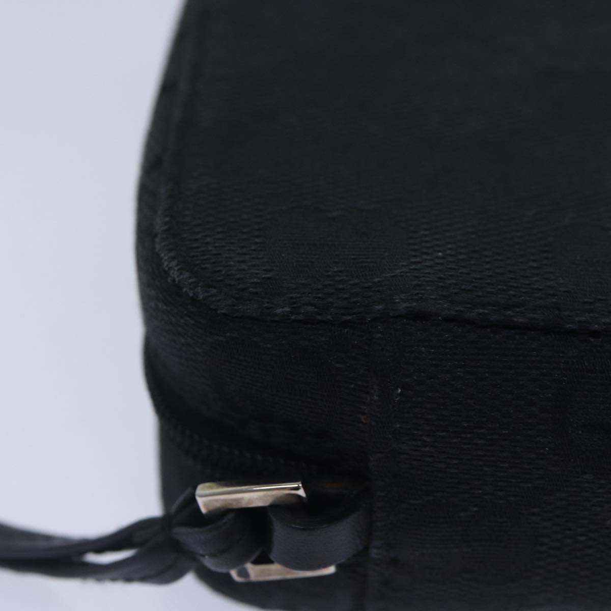 Gucci Gg Canvas Black Canvas Clutch Bag (Pre-Owned)