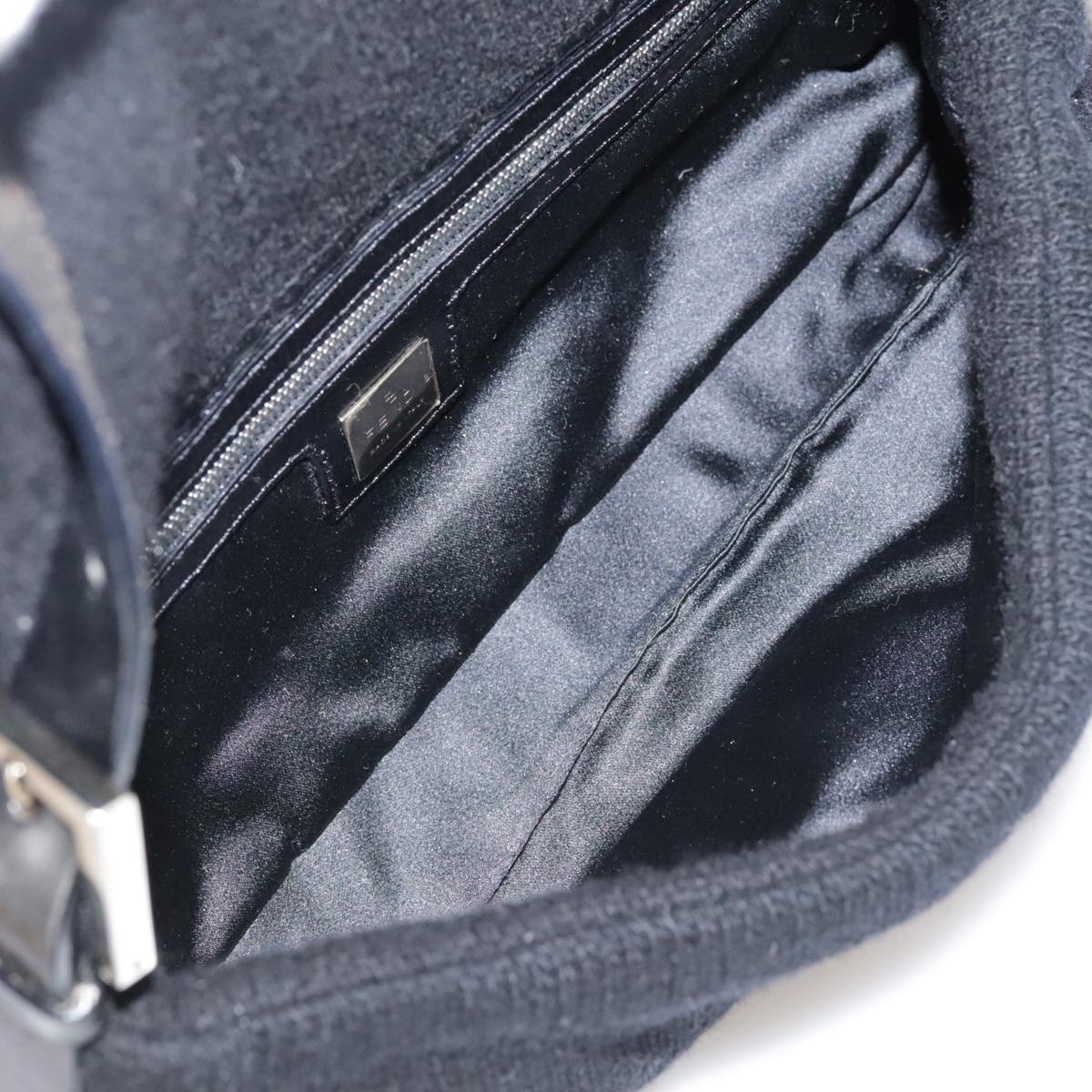Fendi Mamma Baguette Black Wool Shoulder Bag (Pre-Owned)
