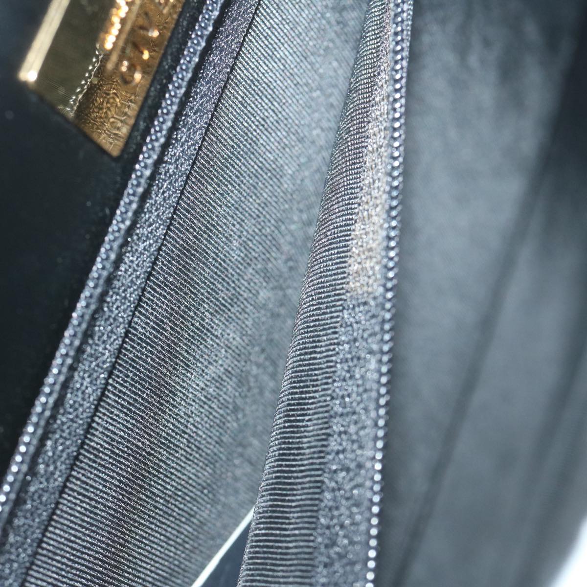 Givenchy Black Leather Handbag (Pre-Owned)