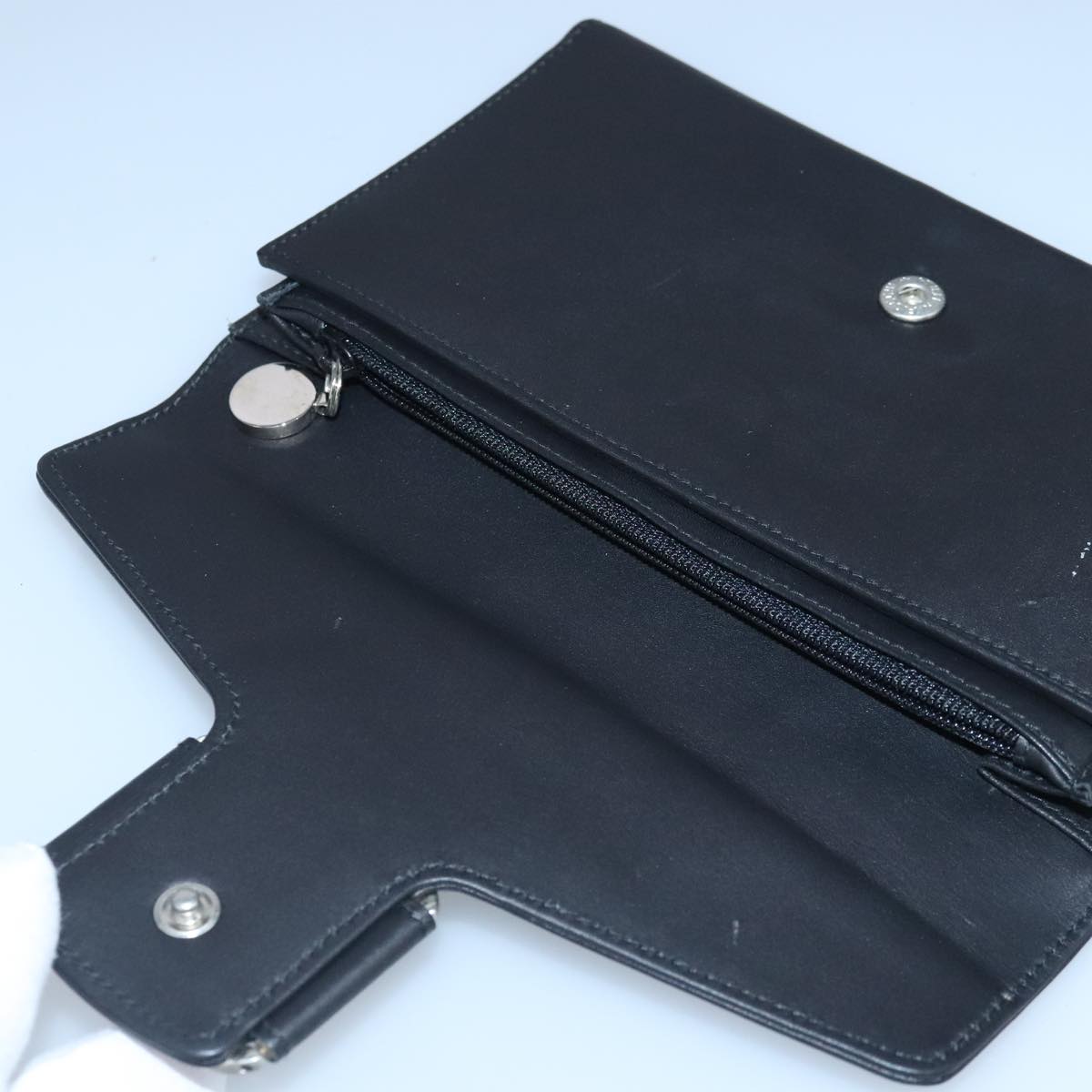 Salvatore Ferragamo Vara Black Leather Wallet  (Pre-Owned)