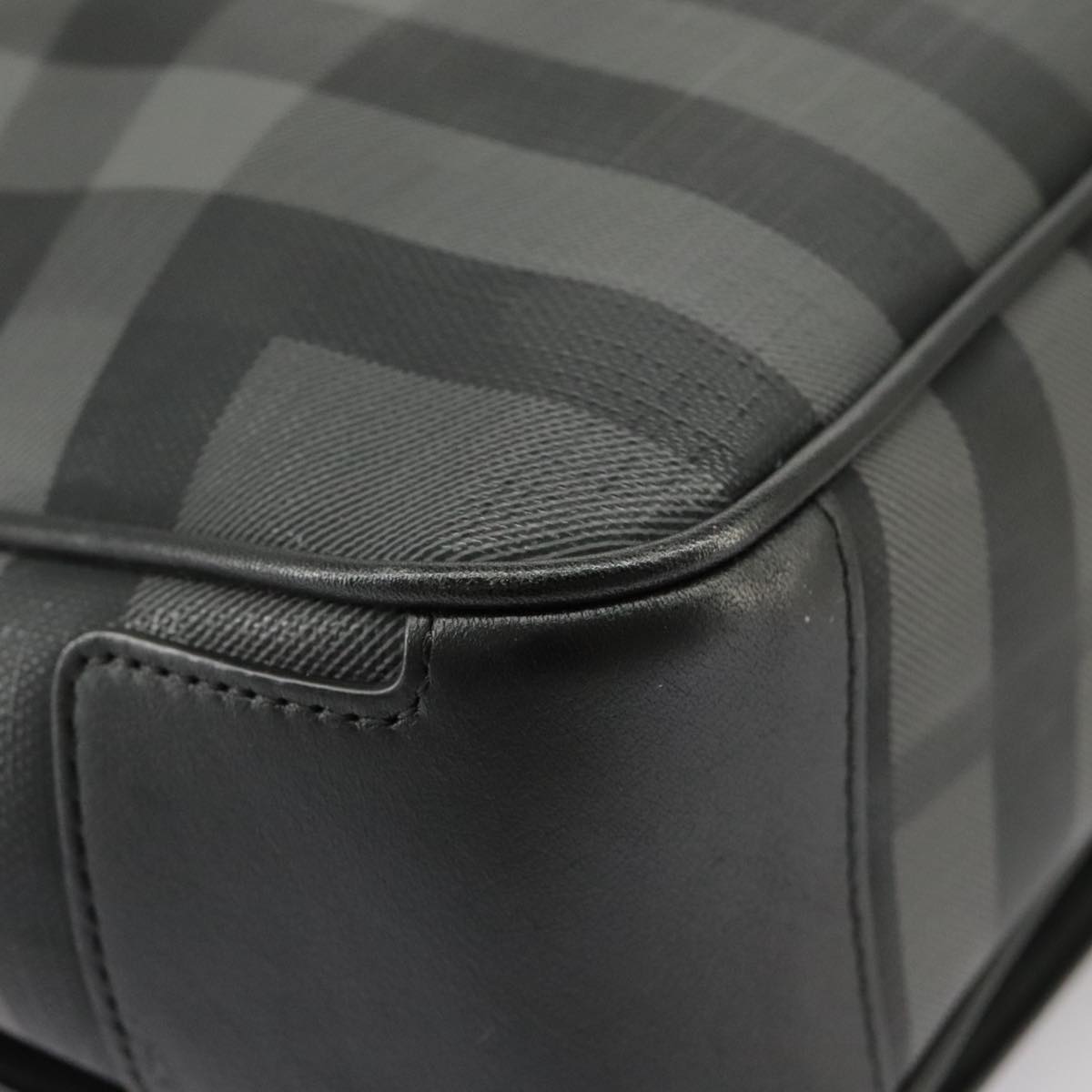 Burberry Nova Check Grey Canvas Shoulder Bag (Pre-Owned)
