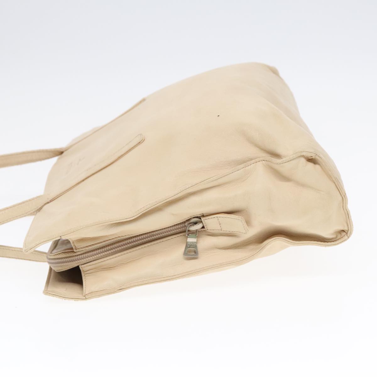 Prada Beige Leather Shoulder Bag (Pre-Owned)
