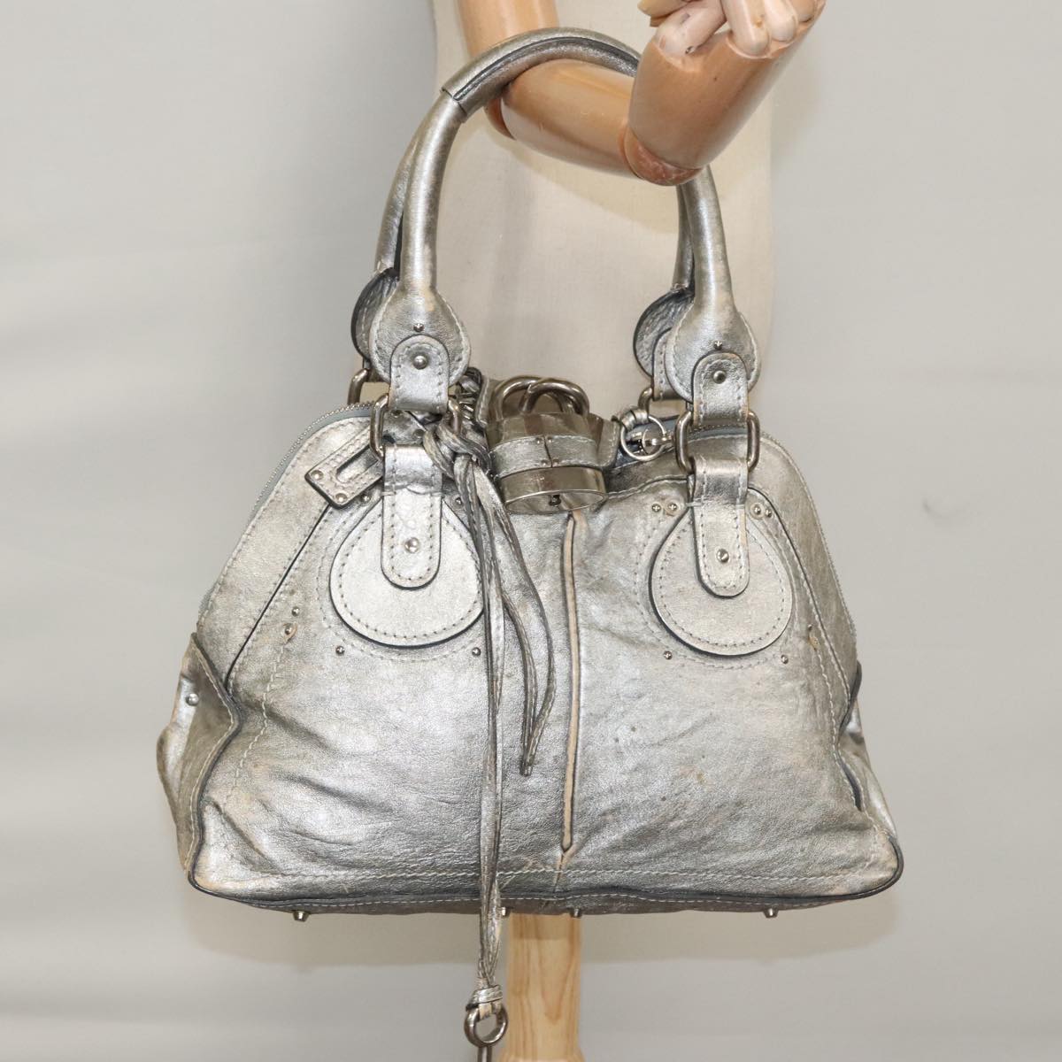 Chloé Paddington Silver Leather Handbag (Pre-Owned)