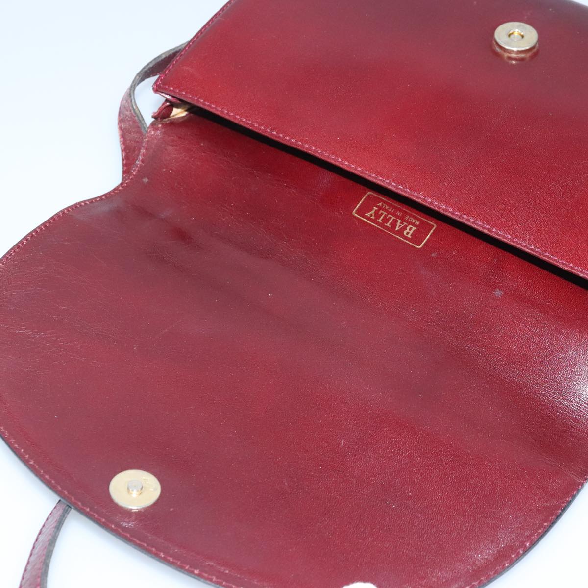 Bally Burgundy Leather Shoulder Bag (Pre-Owned)